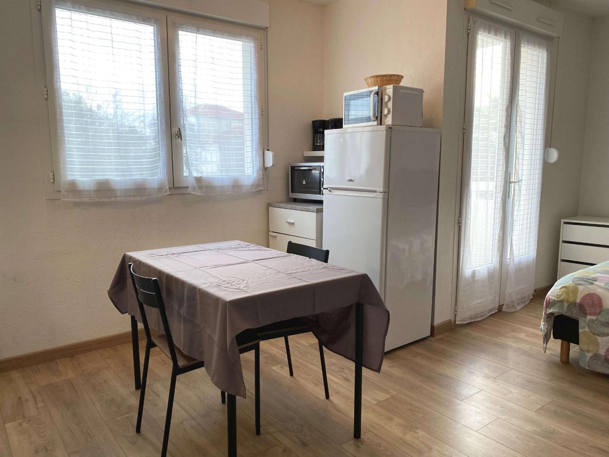 Studio Renove Avec Balcon, Proche Commerces, Wifi Et Cellier Privatif - Balaruc-Les-Bains. - Fr-1-553-13 Exteriér fotografie