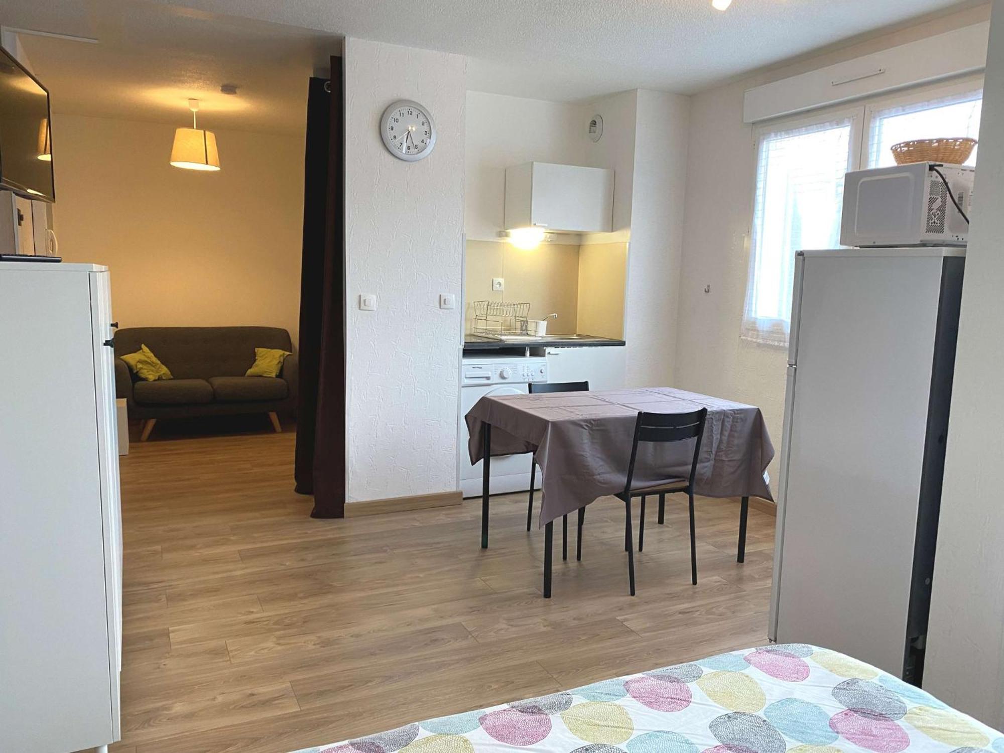 Studio Renove Avec Balcon, Proche Commerces, Wifi Et Cellier Privatif - Balaruc-Les-Bains. - Fr-1-553-13 Exteriér fotografie